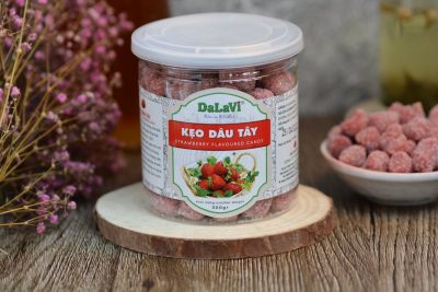 Kẹo dâu tây DaLaVi – Món quà ngọt ngào từ đặc sản Đà Lạt