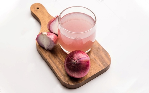 Nước ép hành tây tuy có phần khó uống nhưng giúp giảm cân cực hiệu quả