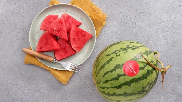 7-loai-trai-cay-giup-lam-dep-chi-em-khong-the-bo-qua4