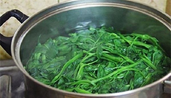 7-sai-lam-khi-che-bien-rau-hang-ngay-gay-anh-huong-den-suc-khoe-co-the-ban-chua-biet3