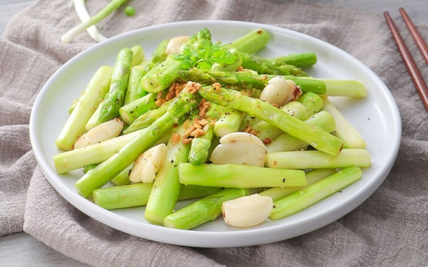 Chi tiết cách làm Măng tây xào tỏi