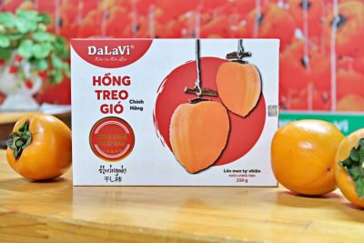 Mua đặc sản Hồng treo gió Đà Lạt làm quà Tết
