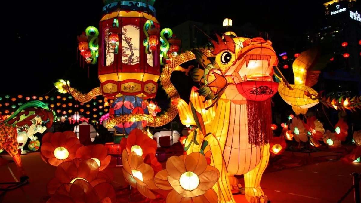 Quà trung thu 2025 hot nhất hiện tại, ai nhận cũng mê